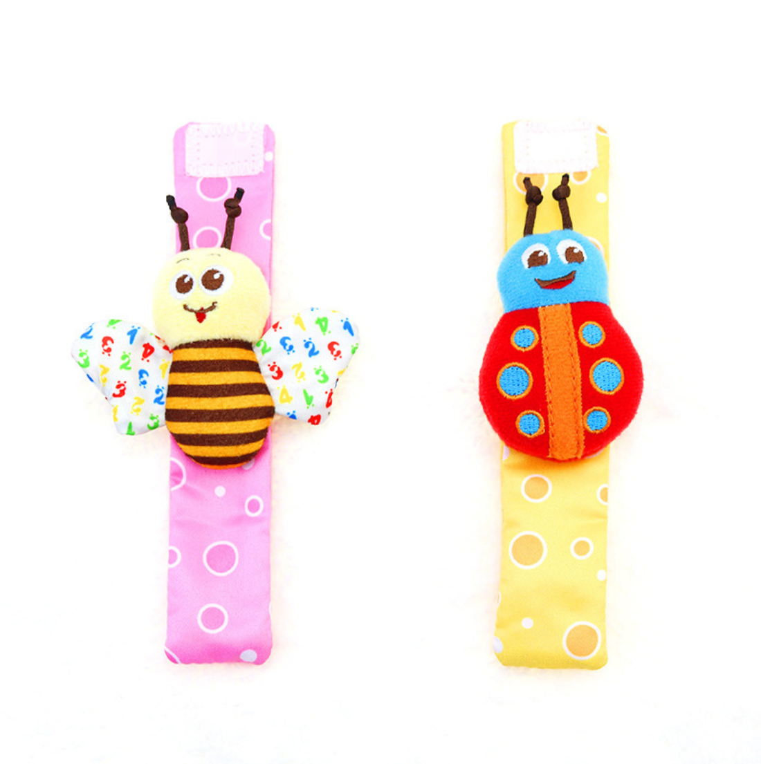 Set sensorial de medias y muñequeras con sonajero