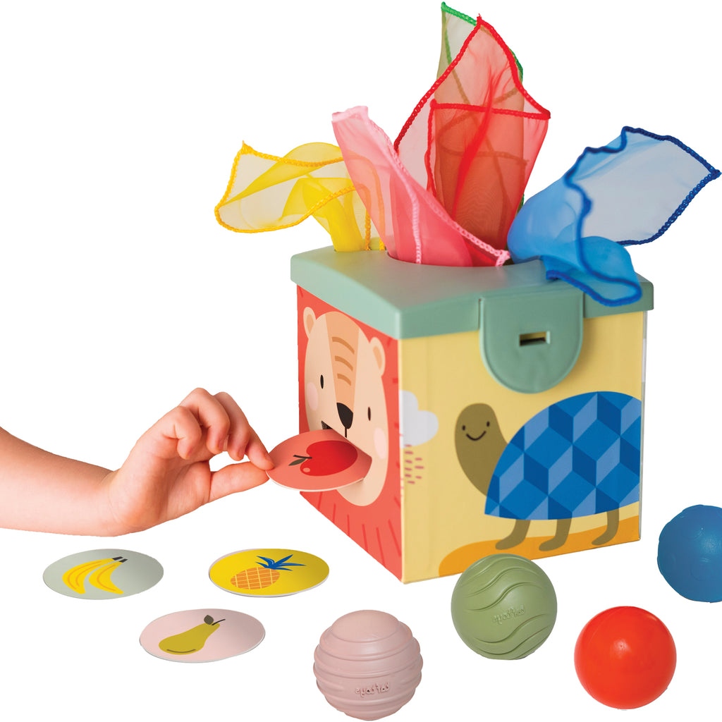 Caja magica - bolas y trapitos